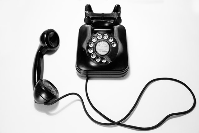 old black rotary phone